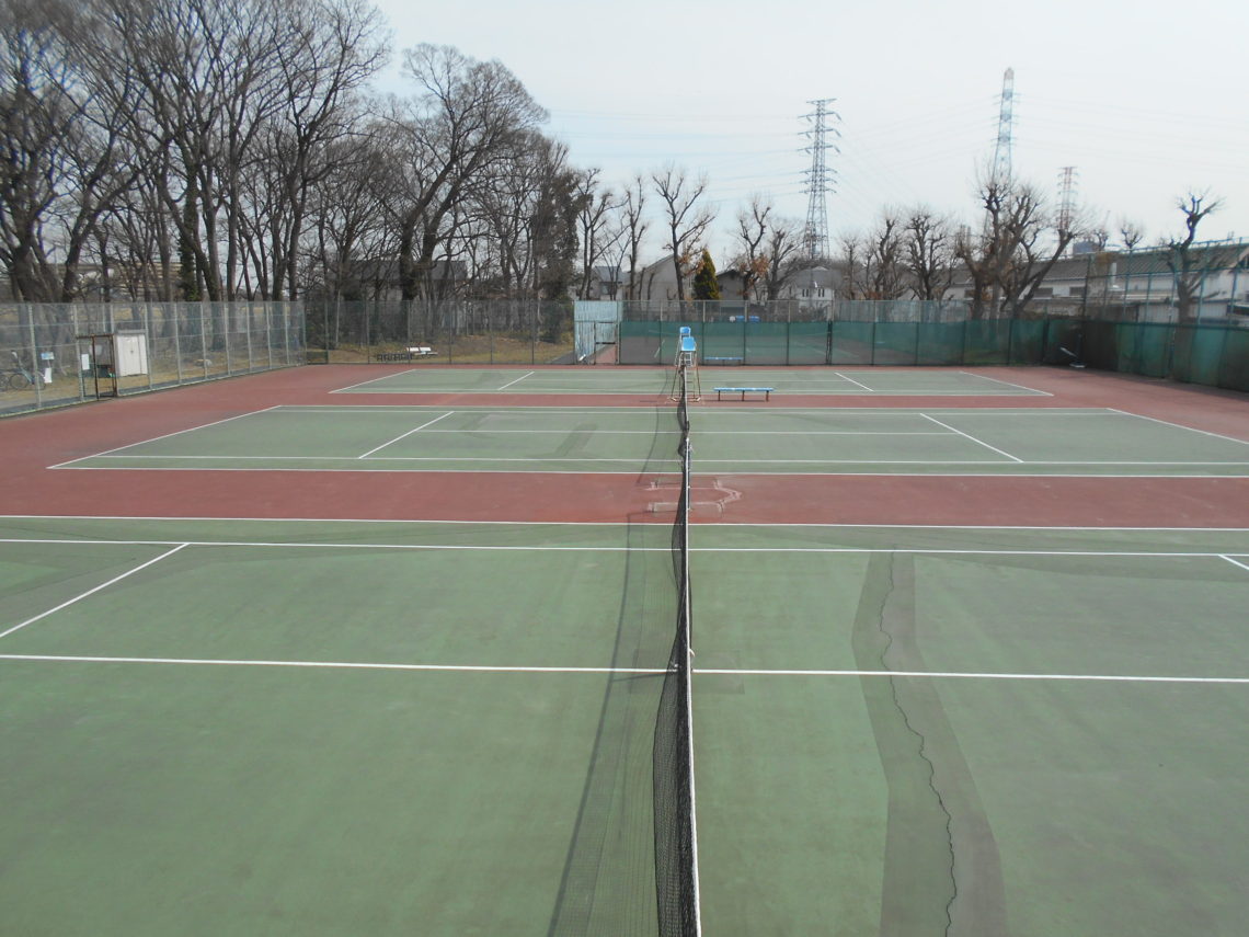 七生自然学園テニスコート